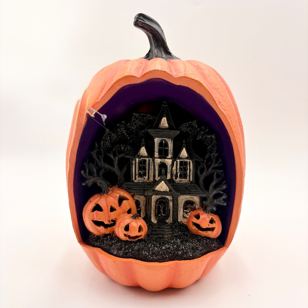 Halloween LED Lighted Pumpkin Haunted House Diorama Spooky Decor New